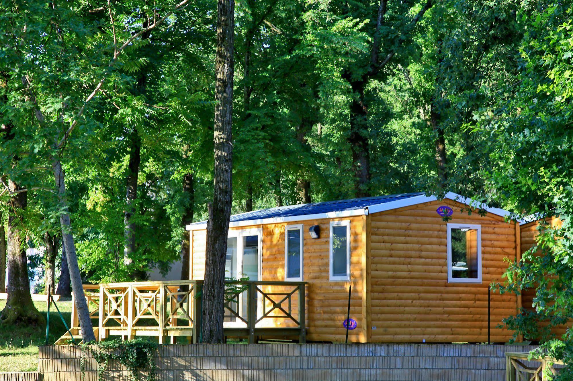Albirondack Camping Lodge & Spa Kültér fotó